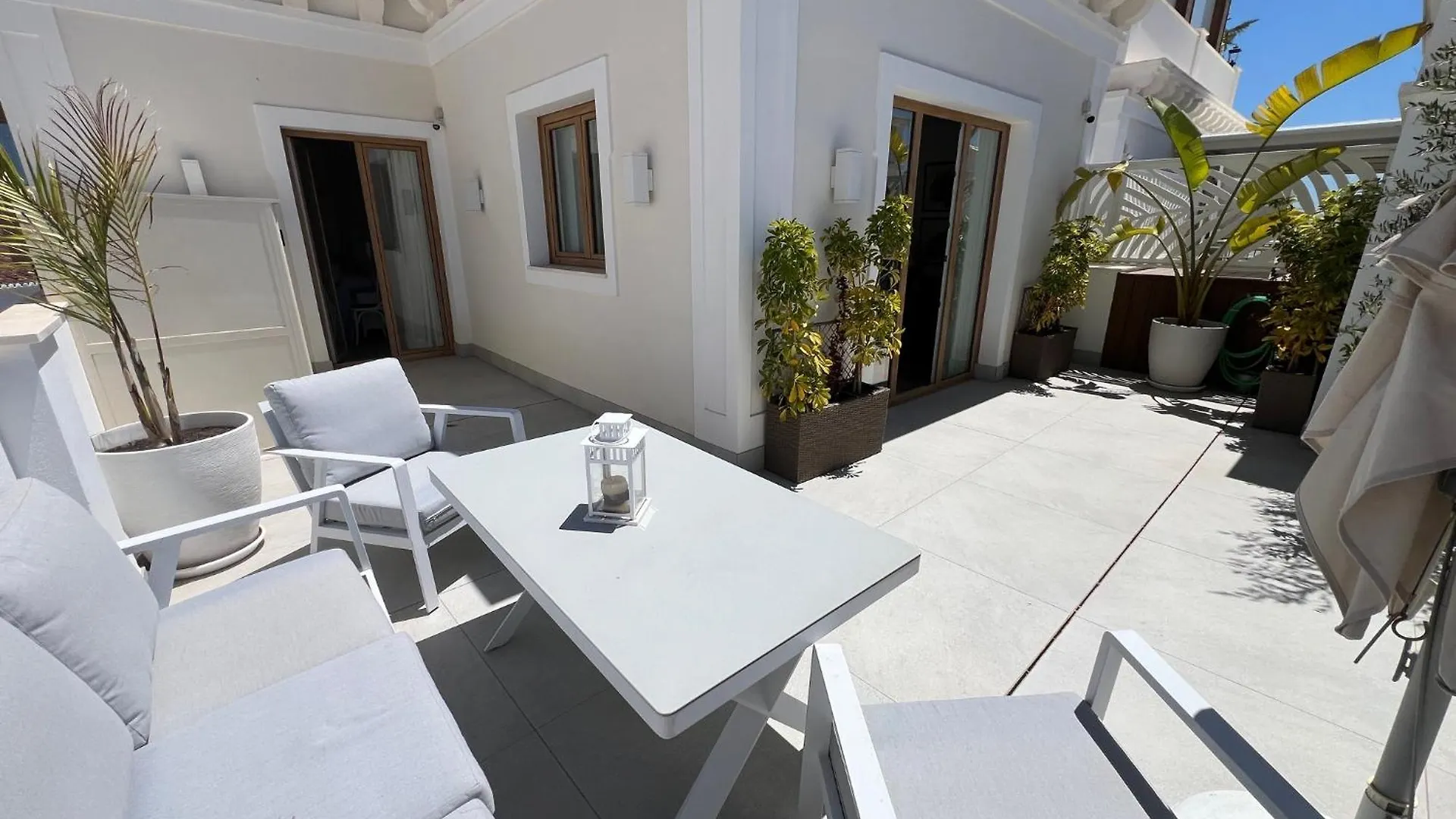 Gæstehus La Puerta De Nerja Boutique - Adults Recommended Hotel